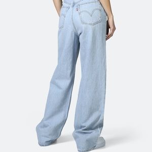 Levi’s high loose blue size 30
